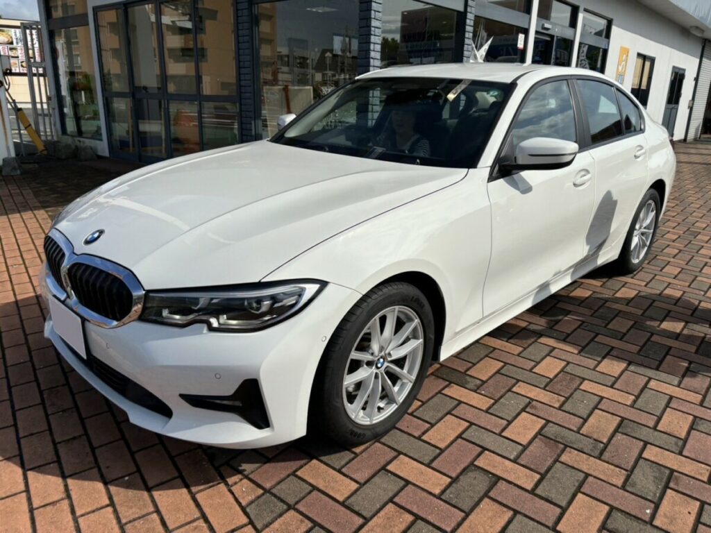 BMW320iをご納車いたしました！ | ベンツ・BMW正規ディーラー車専門店 